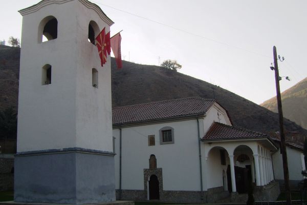 crkva-sv-dimitrij-s-zrnovciB9E2B2C1-2467-015F-F94A-016C6429986D.jpg